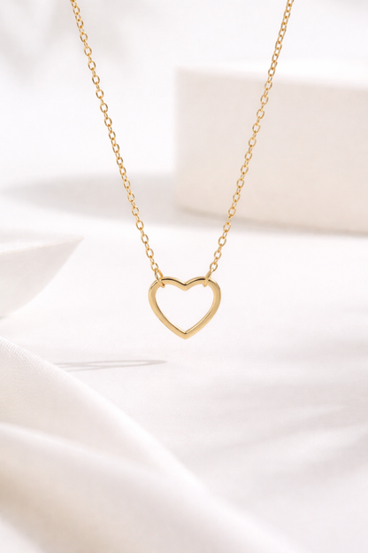 Golden Heart Minimal Necklace
