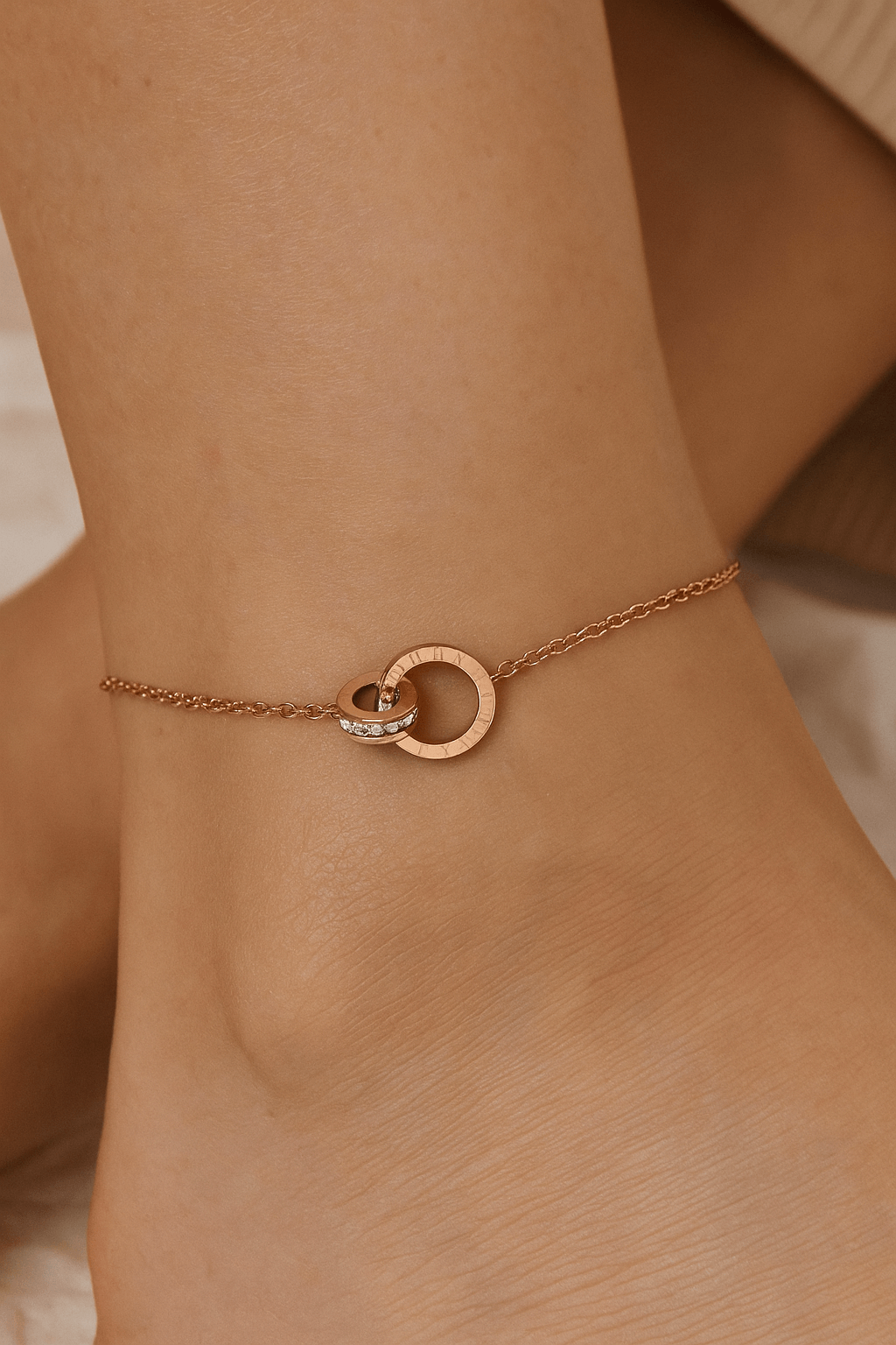 Gold Double Chain Anklet – 18K Gold Plated Steel